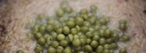 рис с зеленым горошком и миндалем. Шаг 5