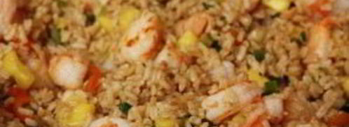 тайский рис с креветками в ананасе. Шаг 6