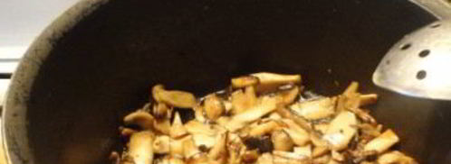 жареная картошка с сушеными грибами. Шаг 5