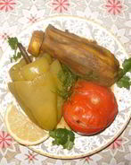 Долма из баклажан, помидоров и перца