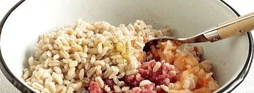 голубцы из молодой капусты с перловкой. Шаг 4