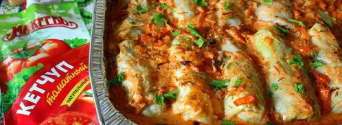 запеченные голубцы в кетчупе и сметане. Шаг 13