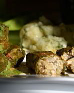 Зеленые голубцы с листьями мангольда, шпината и вкусом лета