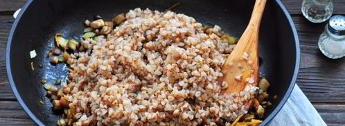 грибы, фаршированные гречкой. Шаг 6