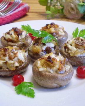 Грибы фаршированные в духовке