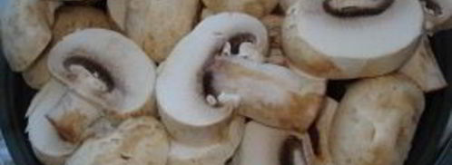 грибы со свининой в мультиварке. Шаг 2