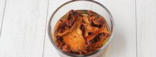 грибы сушеные жареные. Шаг 2