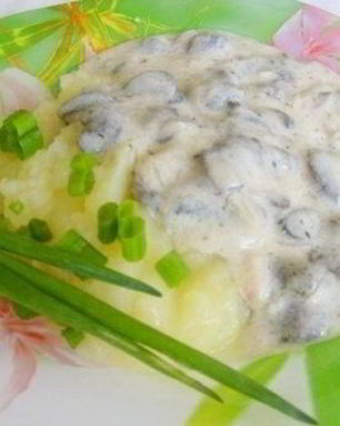 Грибы в сметанном соусе