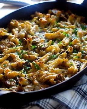 Грибы, запеченные с макаронами