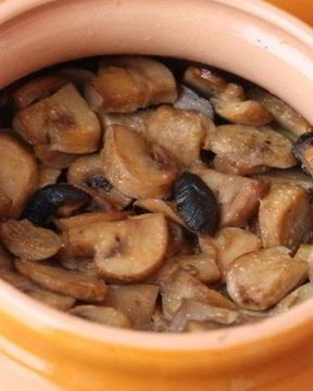 Шампиньоны в горшочках