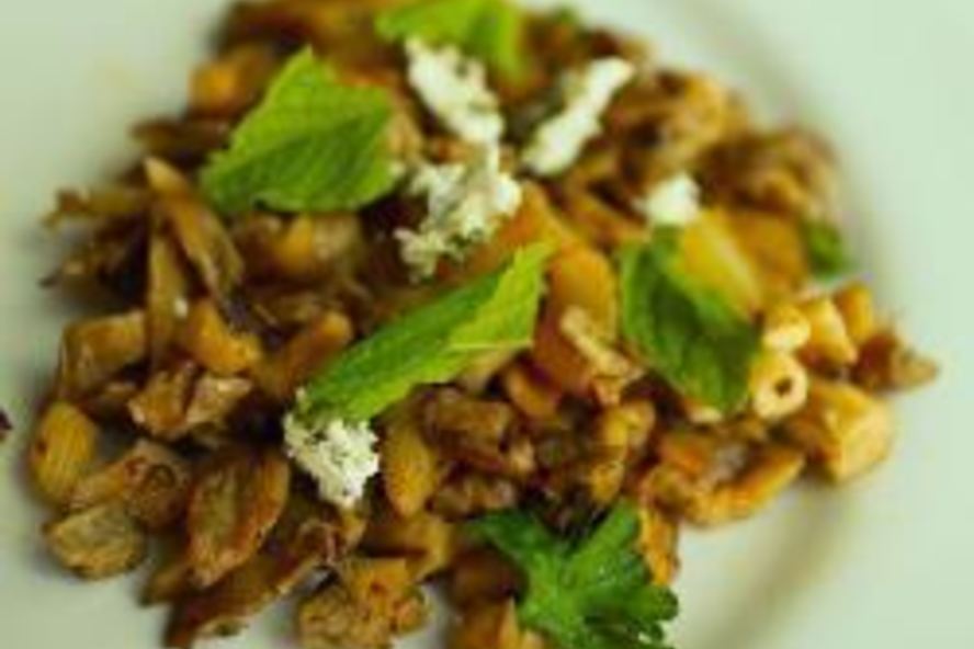 Рецепт жаренные лисички с шевром и мятой