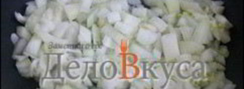 жареные грибы со сметаной — грибная начинка. Шаг 6