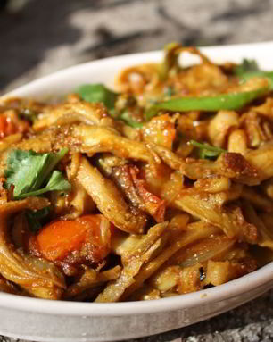 Жареные вешенки с луком