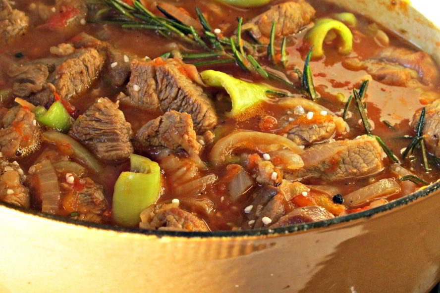 Рецепт гуляш из кролика