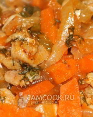 Гуляш из курицы с подливкой