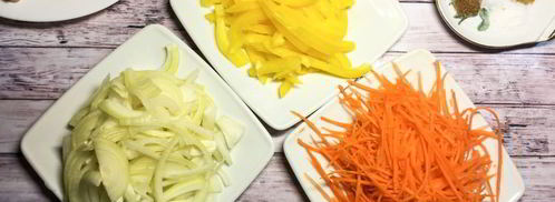 гуляш из курицы с пюре из цветной капусты. Шаг 3