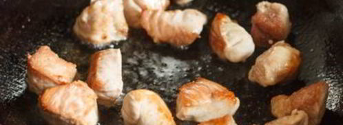 свинина, тушенная с капустой a la гуляш. Шаг 4