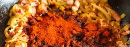 свинина, тушенная с капустой a la гуляш. Шаг 10