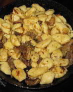 Картофельные клецки с мясом