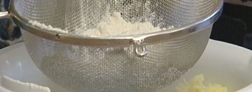 картофельные ньокки с соусом из помидоров и базиликом. Шаг 2