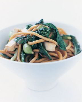 Хоккийская лапша с тофу и зеленью