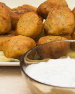 Фалафель с соусом дзадзики