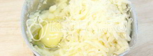 картофельные котлеты с сыром. Шаг 2