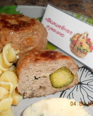 Котлеты с сырно-ореховым соусом