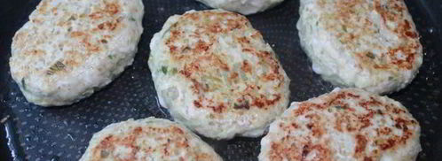 куриные котлеты с киноа и яблоком. Шаг 5