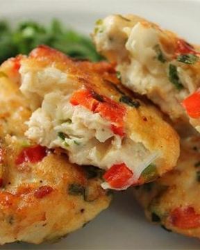 Нежные куриные котлетки с овощами