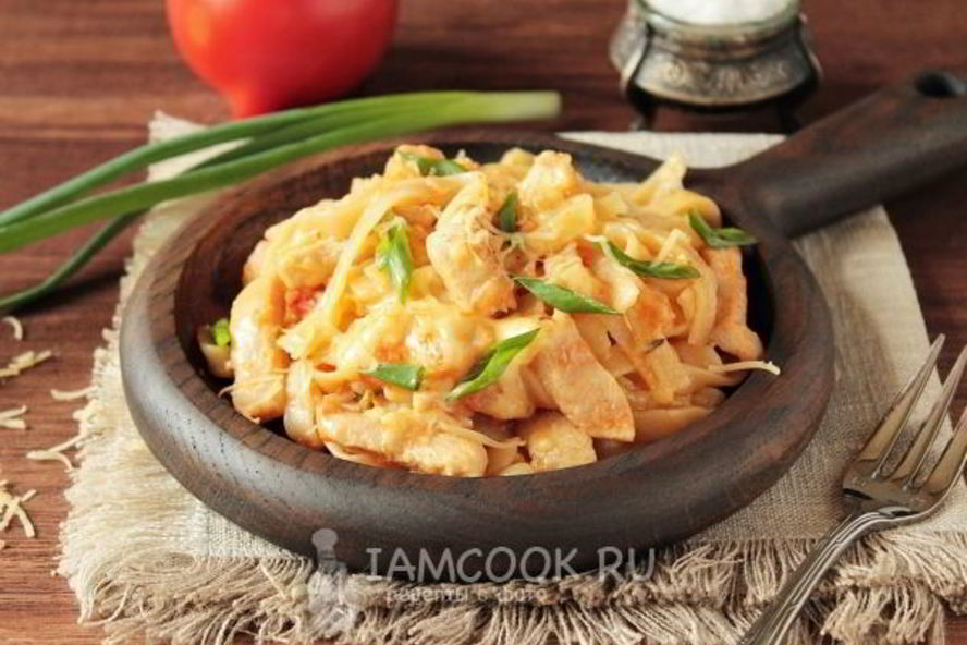 Рецепт лапша с курицей и сыром на сковороде