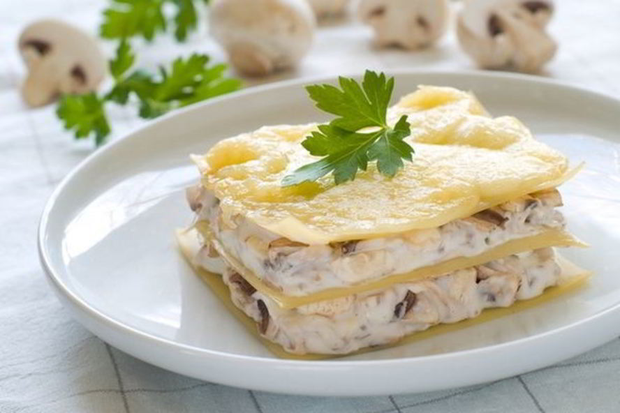 Рецепт лазанья с куриной грудкой и шампиньонами