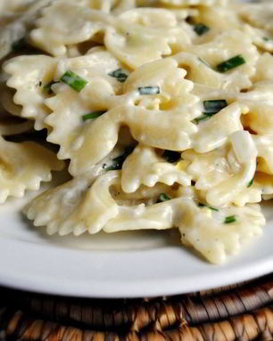 Макароны в сметанном соусе