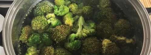 паста с брокколи в сливочном соусе. Шаг 2