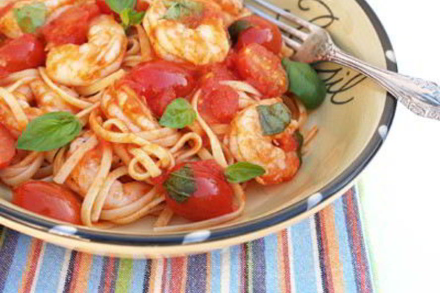 Рецепт паста с креветками, помидорами и базиликом