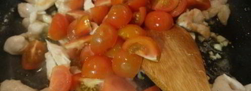 паста с томатами черри и маслинами. Шаг 6