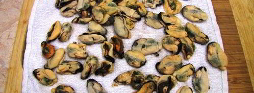 паста с томатным соусом и мидиями. Шаг 2