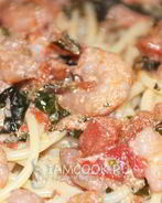 Спагетти с креветками в сливочном соусе