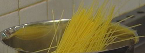 спагетти с лисичками и оливками. Шаг 7