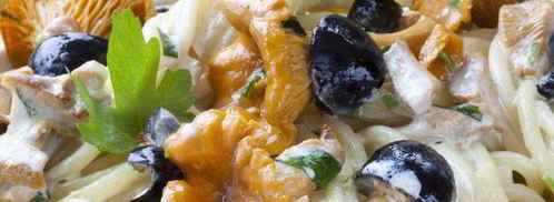 спагетти с лисичками и оливками. Шаг 9