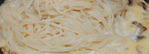 спагетти с морепродуктами в сливочном соусе. Шаг 4