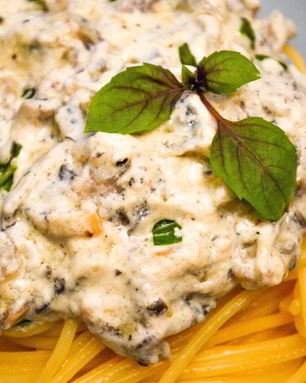 Спагетти со сливочно-грибным соусом Дор-блю