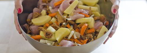 филе индейки в горшочках с овощами и лисичками. Шаг 4