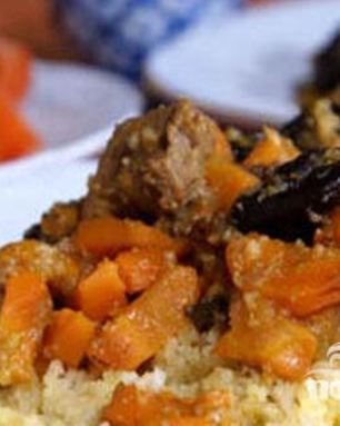 Говядина с морковью и черносливом