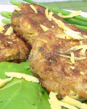 Овощные биточки из кабачков