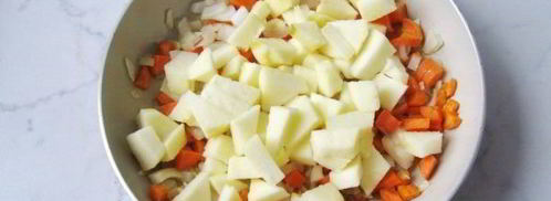 свинина с яблоками в сливках. Шаг 6