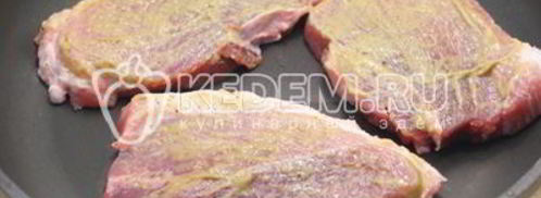 запеченное мясо с помидорами и сыром. Шаг 3