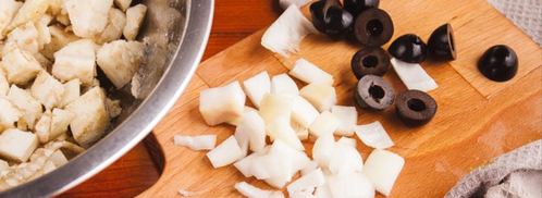 баклажаны, фаршированные рубленой говядиной и каперсами. Шаг 2