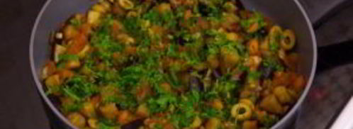 баклажаны, тушенные с оливками и помидорами. Шаг 10