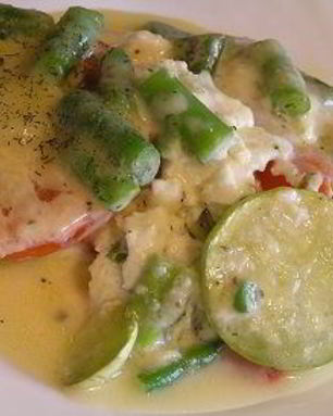 Кабачки, запеченные с помидорами и стручковой фасолью